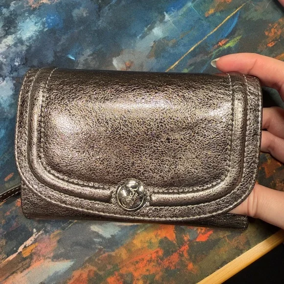 Coach 1941 Metallic Wallet Preppy Classic Retro Y2K - Picture 1 of 8